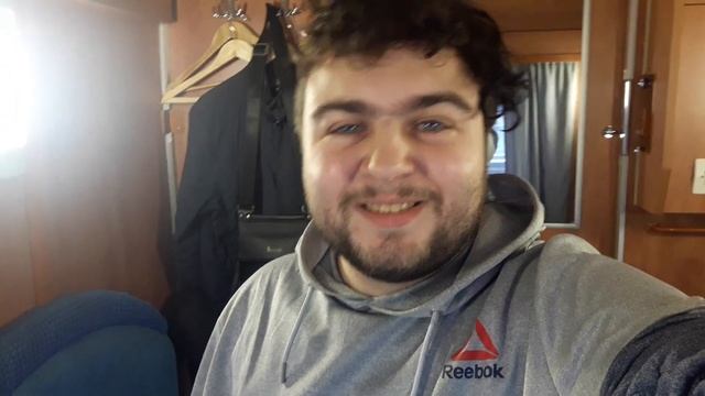 Как Кормят в Поездах Дальнего Следования? Пробую Еду в Вагоне Ресторане смотреть онлайн