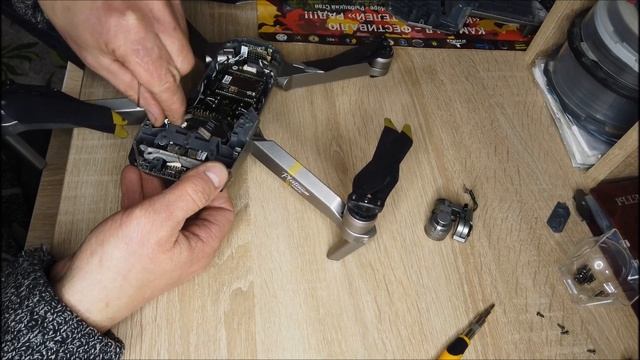 Ремонт квадрокоптера своими руками DJI Mavic Pro Platinum замена камеры с подвесом смотреть онлайн