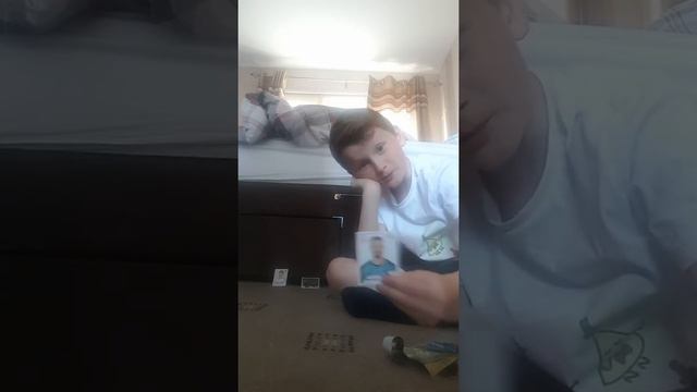 Russia football stickers and Jurassic World toys ep1 смотреть онлайн