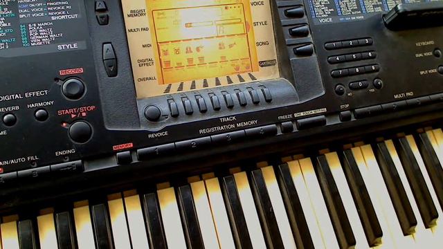 YAMAHA PSR 330 (sound And Styles Demonstration) HiQ Sound