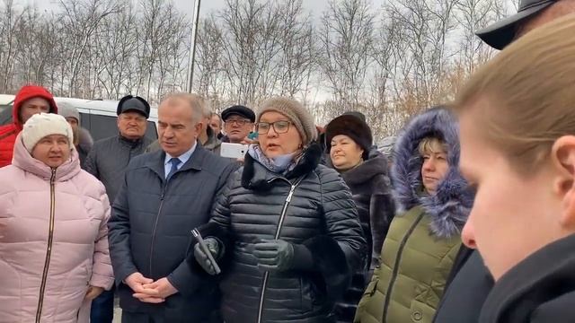 ЛИПЕЦК, ПОЛИЦИЯ ЗАПУГИВАЕТ ЛЮДЕЙ ПРИКРЫВАЯ НЕЛЕГАЛЬНЫХ КИТАЙЦЕВ ? смотреть онлайн