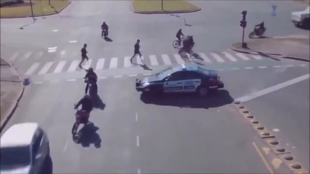 Адский перекресток.Приколы на дороге - когда не работает светофор/Перекресток семи дорог смотреть онлайн