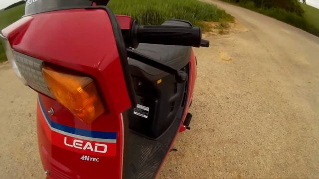 Honda Lead 50 Bikeporn / Freetimerider смотреть онлайн