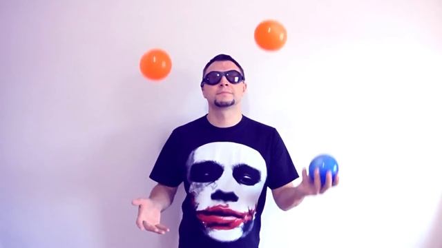 [РУКИ ТРЮКИ] ЖОНГЛИРОВАНИЕ | Juggling #007. "Infinity" смотреть онлайн