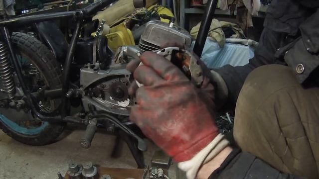 ИЖ БЕЗ АККУМУЛЯТОРА. Электронное зажигание. смотреть онлайн