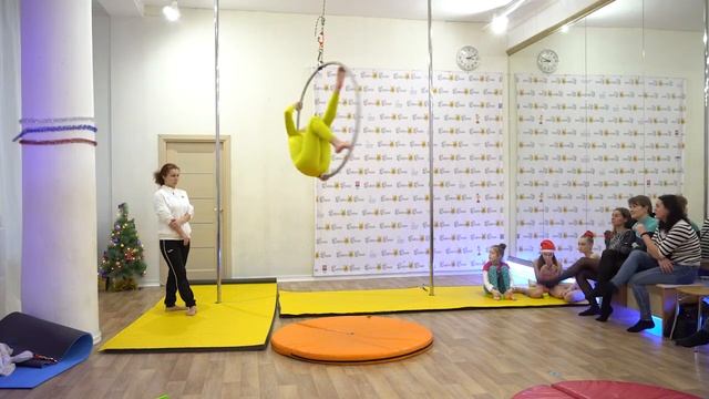 Korsun Ksenia Aerial Hoop Fashion Fitness Studio смотреть онлайн
