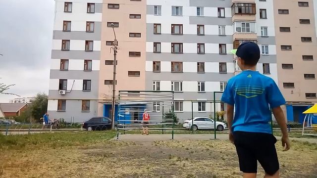 Футбольные ворота из скотча. смотреть онлайн