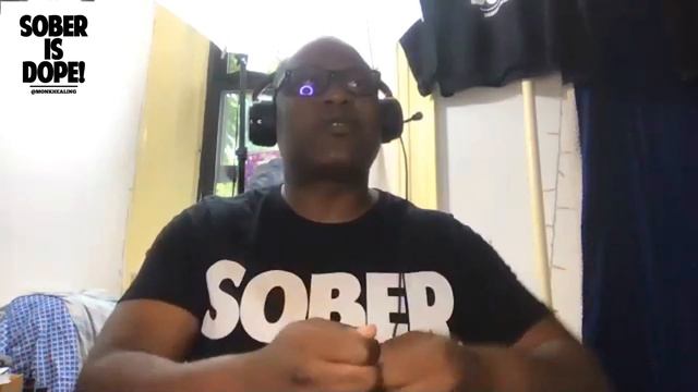 How to Have Fun and Stay Sober with Courtney Andersen (Addiction Recovery) смотреть онлайн