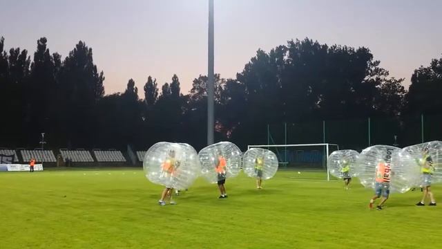 Бампербол - футбол в шарах смотреть онлайн