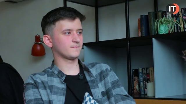 ?Зарплата 400$ месяц и бесплатные печеньки на работе! смотреть онлайн