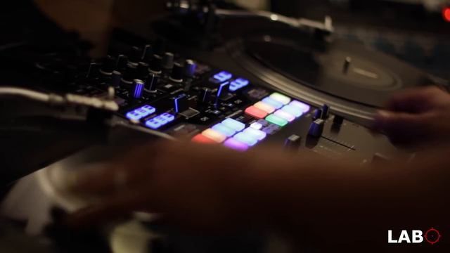 PIONEER DJM S9 "PAD-PLAY" and some "CUTS" смотреть онлайн