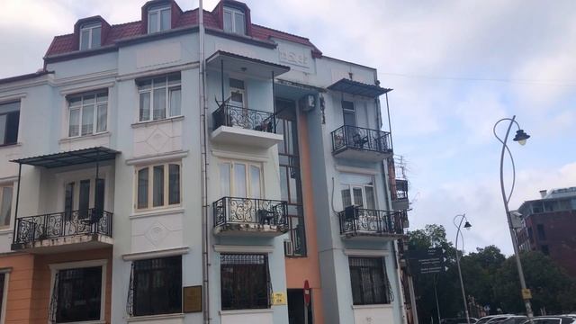 Кто любит старый город Батуми? смотреть онлайн