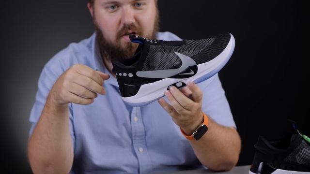 Nike Adapt BB - распаковка умных кроссовок... смотреть онлайн