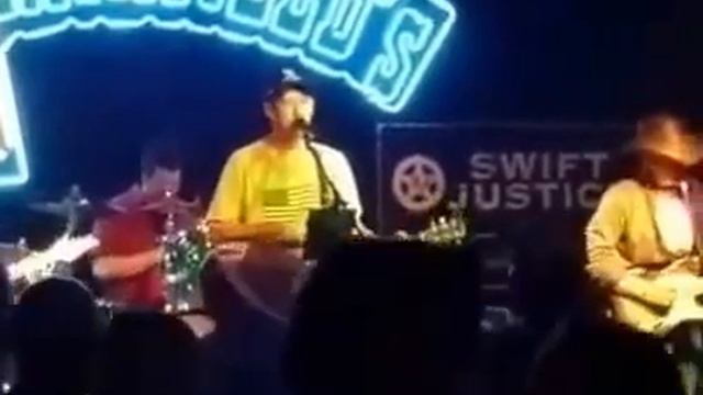 Swift Justice Thinking Out Loud Cover смотреть онлайн