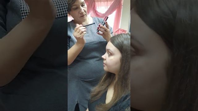 Макияж новыми тенями с эффектом металлик "Медь и золото" смотреть онлайн