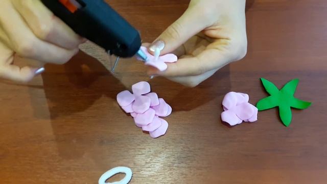 Цветок из фоамирана Flower of foamirana смотреть онлайн