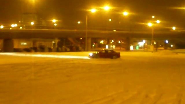 Nissan Primera 2.0eGT 4x4 P10 - Spass im Schnee 2010 - Teil 1 (09.01.2010) смотреть онлайн