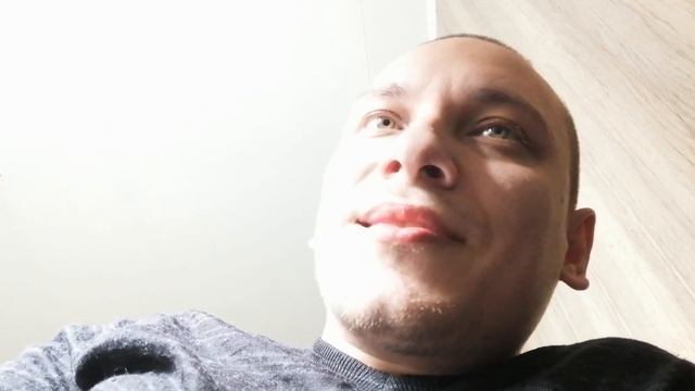 наушники Huawei с голосовым управлением для маломобильных людей АВТОР ИДЕИ ЯН ДМИТРИЕВИЧ КРЮКОВ смотреть онлайн