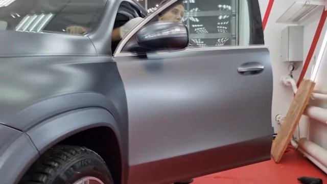 ЧТО ПРОИЗОШЛО С MERCEDES GLS? смотреть онлайн