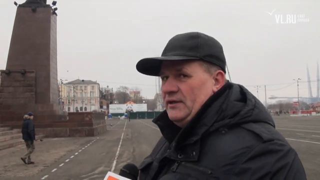 VL.ru - Жители Владивостока об отставке Дарькина.wmv