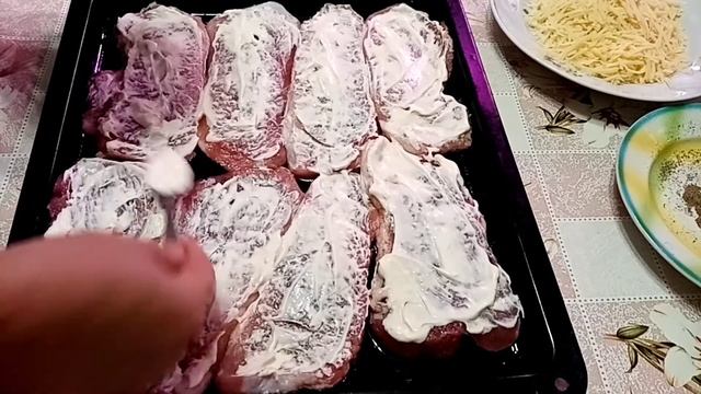 Мясо по-французски с ананасом. смотреть онлайн