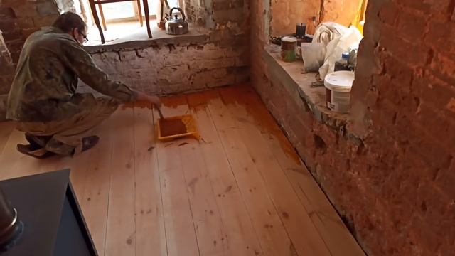 У крыши дома прадеда появились подшивы, а у пола — новый цвет смотреть онлайн