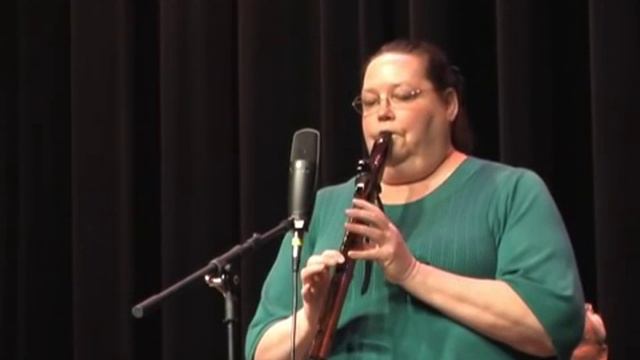 Alaska Flute Circle's Lisa O'Brien at Anchorage Folk Festival 2010 смотреть онлайн