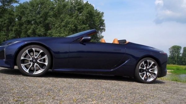 Lexus LC500 Cabriolet - „Kopfverdeher“