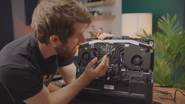 Да кто вообще это покупает?! - Обзор ORIGIN PC EON-17X смотреть онлайн