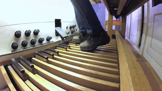 KRAKOUT - C64 game music on pipe organ смотреть онлайн
