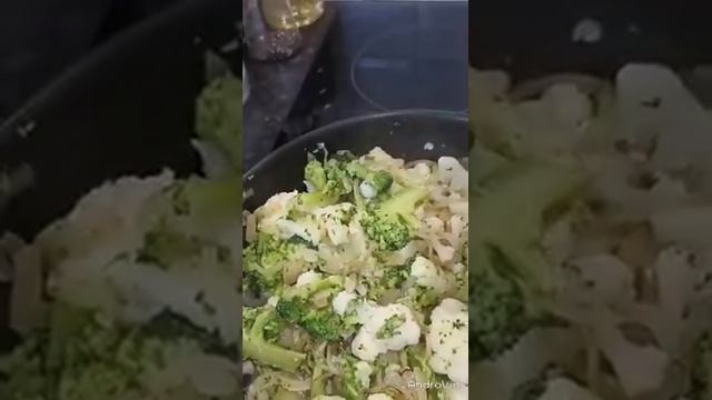 Мой любимый рецепт! Как вкусно приготовить цветную капусту и брокколи. #shortsvideo смотреть онлайн