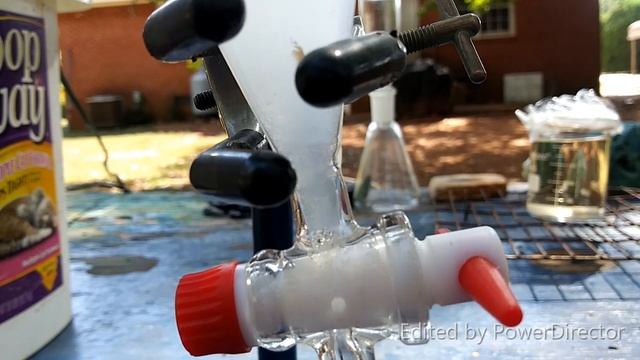 How To Steam Distill Sassafras Essential Oil #sassafras #mdma #distillation #extraction смотреть онлайн