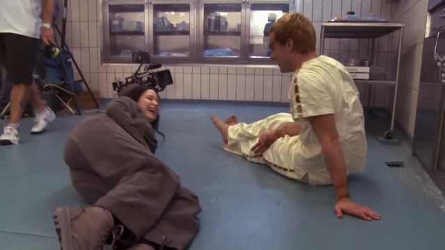 The Hunger Games: Mockingjay Part 1 Exclusive Bonus Clip - Working Together (Making Of)