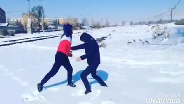 Прогиб на улице . Прогиб в драке . Прогиб