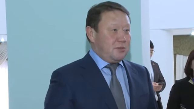 Аким СКО КУмар Аксакалов (видео от пресс-службы) смотреть онлайн
