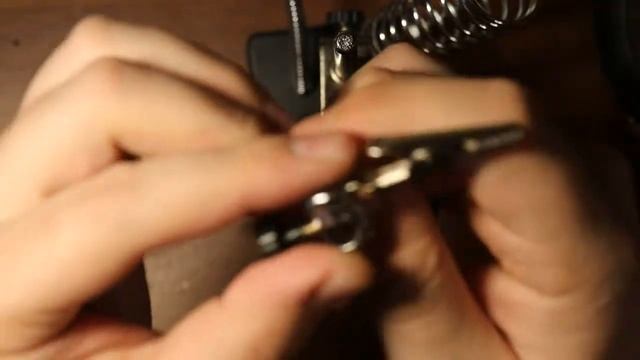 Держатель для пайки "третья рука" с AliExpress смотреть онлайн