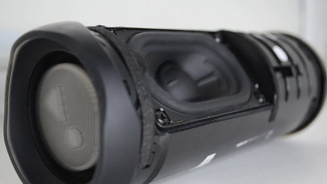 Колонка JBL FLIP 5 LFM 60% Bass Test РЕАКЦИЯ НА ПЕСНИ НА ОДИНОКОМ ПАТИ смотреть онлайн