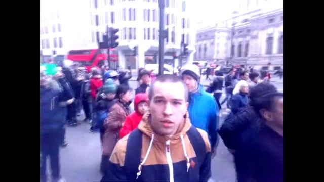 Прогулка по Лондону, развод караула в Букингемском дворце(Великобритания, 2017г.) смотреть онлайн