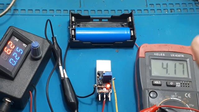 Charger lithium 18650 battery Automatic Cut Off Paralel atau Seri 6 - 36Vdc смотреть онлайн