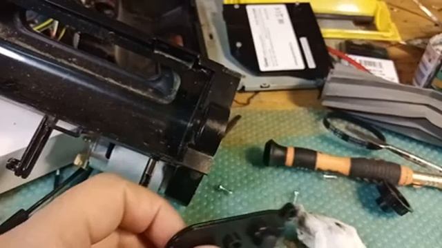 Робот пылесос Genio deluxe 500 ошибка E15. Ремонт. смотреть онлайн