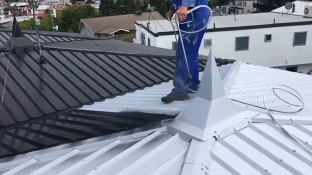 Самый простой способ покрасить металлическую крышу часть 2 смотреть онлайн