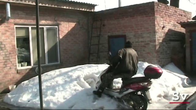 Парковка скутера в сугроб смотреть онлайн