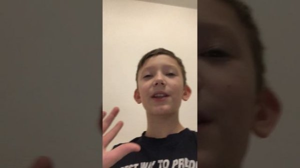 Бумажный самолёт с кавёр!!! // MAKAR_Games