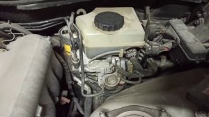 Lexus GS300 блок ABS не выключается, постоянно жужит тормоз.