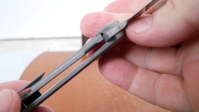 TwoSun TS45 Titanium, D2 смотреть онлайн