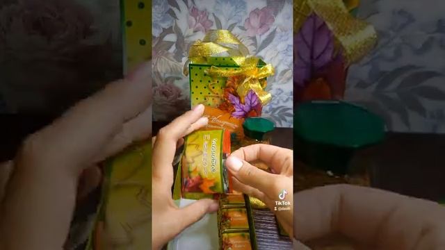 Оригинальный подарок Учителю смотреть онлайн