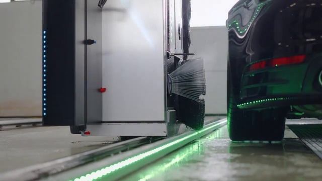 Слаженный оркестр технологий и механизмов Christ исполняет симфонию ALPHA. смотреть онлайн