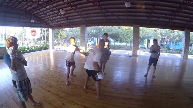 Поздравляем Егора с 15ти летием школа Capoeira Camara летний лагерь в Крыму 2014 смотреть онлайн