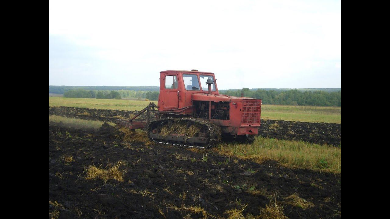 Tractor T-4A Plowing Plowed Fields (without Sound) /// Трактор Т-4А вспашка зяби (без звука)