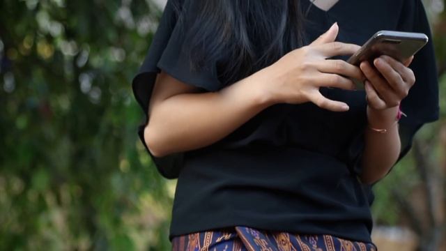 vauv ua yawm txiv lub taub hau qaib dhia смотреть онлайн